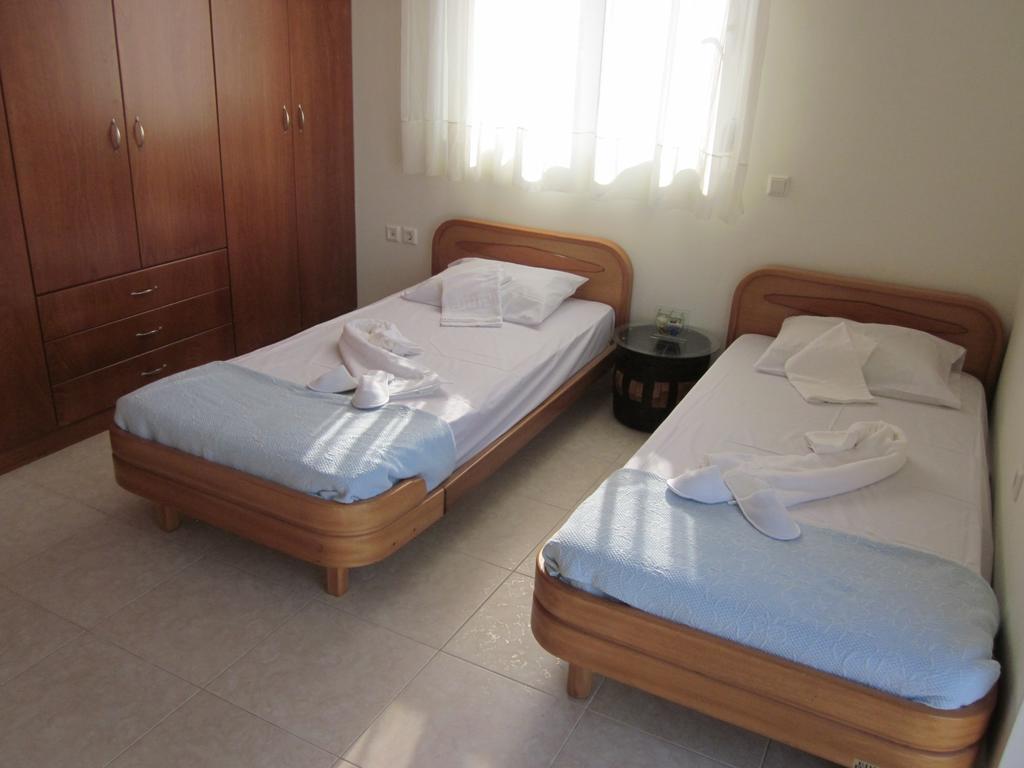 Sunshine Villa Gennadi Habitación foto